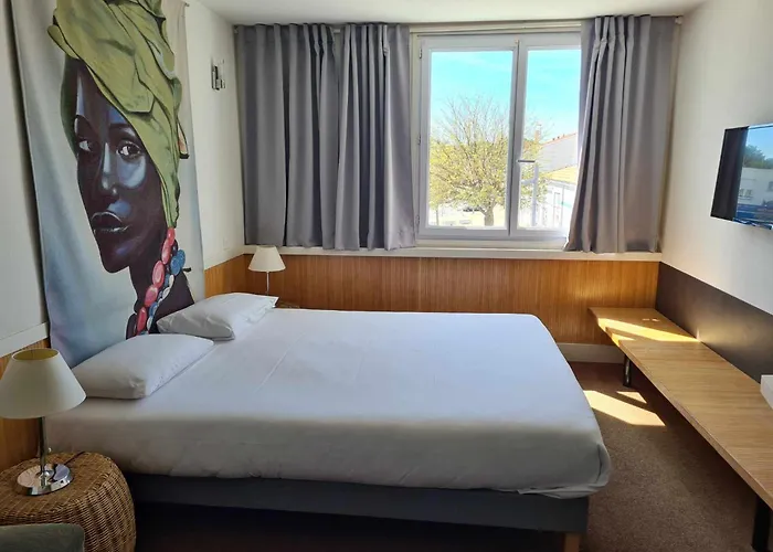 Cap D'ambre מלון 2*